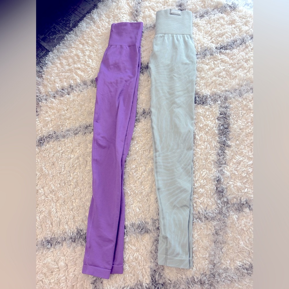 2 pairs of Bo+Tee leggings xxs booty lifting leggings